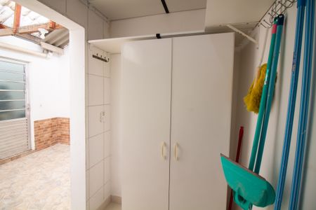 Casa para alugar com 74m², 2 quartos e sem vagaÁrea de Serviço