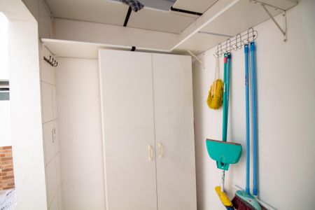 Casa para alugar com 74m², 2 quartos e sem vagaÁrea de Serviço