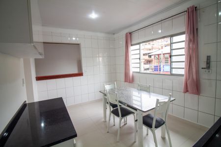 Casa para alugar com 74m², 2 quartos e sem vagaCozinha