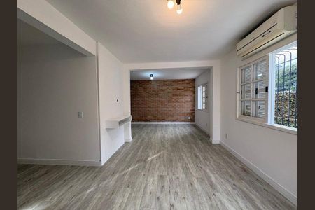 Sala de casa para alugar com 3 quartos, 170m² em Nonoai, Porto Alegre