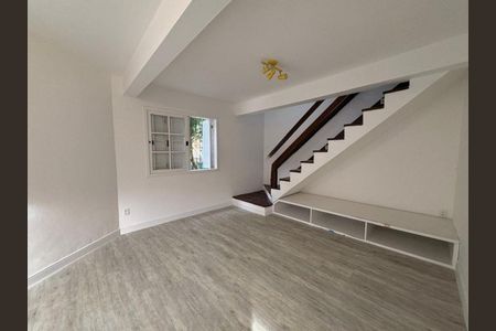 Sala de casa para alugar com 3 quartos, 170m² em Nonoai, Porto Alegre