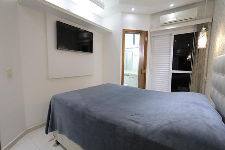 Apartamento à venda com 100m², 2 quartos e 2 vagasQuarto Suíte