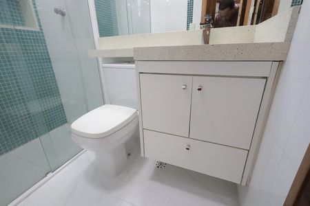 Apartamento à venda com 100m², 2 quartos e 2 vagasQuarto Suíte