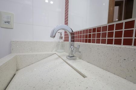 Apartamento à venda com 100m², 2 quartos e 2 vagasBanheiro