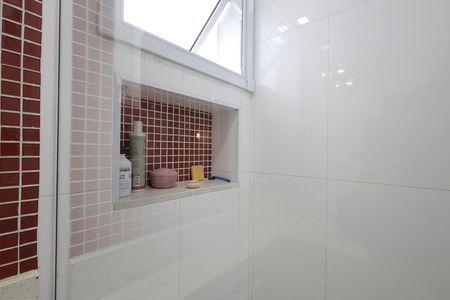 Apartamento à venda com 100m², 2 quartos e 2 vagasBanheiro