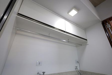 Apartamento à venda com 100m², 2 quartos e 2 vagasÁrea de Serviço