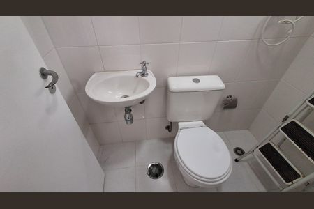 Apartamento para alugar com 150m², 3 quartos e 3 vagas Apartamento para alugar com 150m², 3 quartos e 3 vagasBanheiro Social