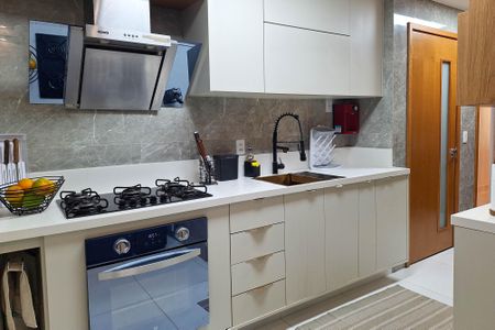 Apartamento para alugar com 120m², 4 quartos e 2 vagasCozinha