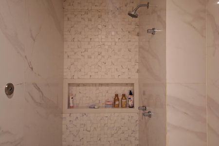 Apartamento para alugar com 120m², 4 quartos e 2 vagasBanheiro da Suíte 1