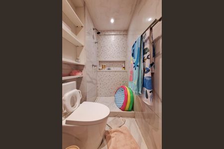 Apartamento para alugar com 120m², 4 quartos e 2 vagasBanheiro da Suíte 2