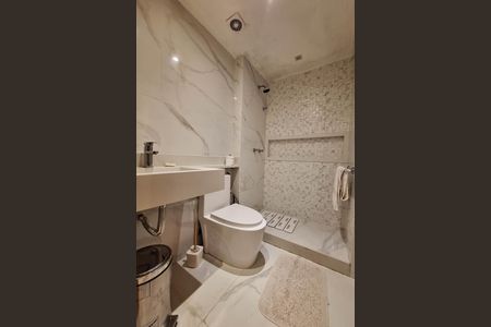 Apartamento para alugar com 120m², 4 quartos e 2 vagasBanheiro Social