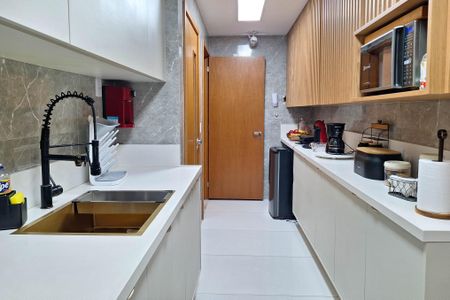 Apartamento para alugar com 120m², 4 quartos e 2 vagasCozinha