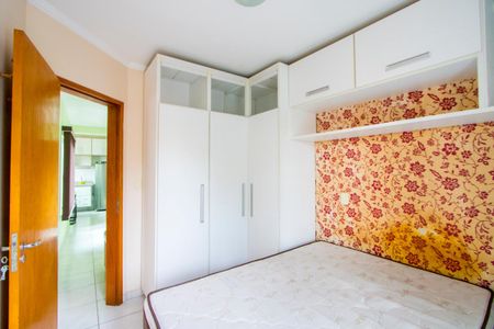 Quarto 1 de apartamento para alugar com 2 quartos, 40m² em Vila Luzita, Santo André