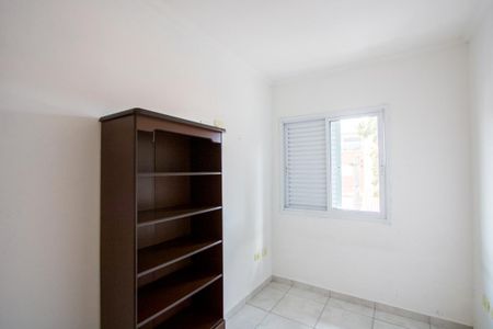 Quarto 2 de apartamento para alugar com 2 quartos, 40m² em Vila Luzita, Santo André