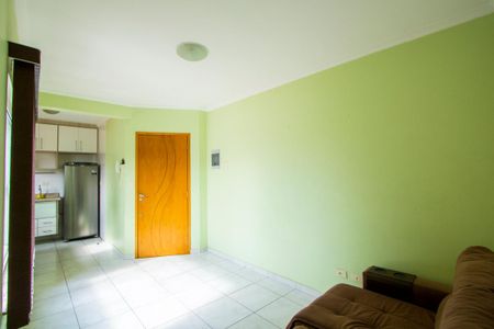 Sala de apartamento para alugar com 2 quartos, 40m² em Vila Luzita, Santo André