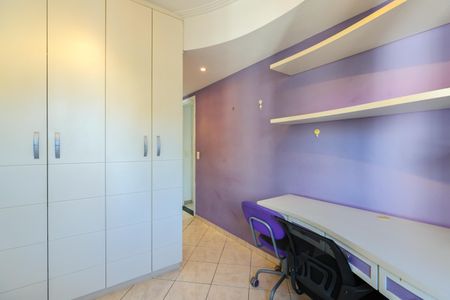 Apartamento à venda com 130m², 4 quartos e 4 vagasSuíte 2