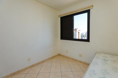 Apartamento à venda com 130m², 4 quartos e 4 vagasQuarto 4