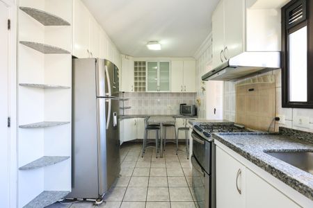 Apartamento à venda com 130m², 4 quartos e 4 vagasCozinha