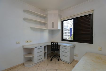 Apartamento à venda com 130m², 4 quartos e 4 vagasQuarto 3