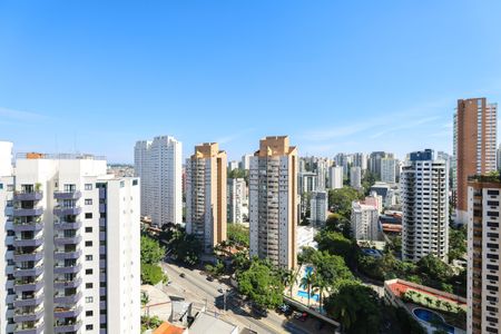 Apartamento à venda com 130m², 4 quartos e 4 vagasVista da Suíte 1