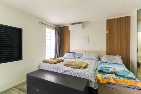 Casa à venda com 200m², 4 quartos e 2 vagas Casa à venda com 200m², 4 quartos e 2 vagasQuarto 4 - Suíte