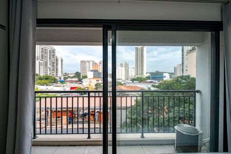 Varanda de kitnet/studio para alugar com 1 quarto, 26m² em Butantã, São Paulo