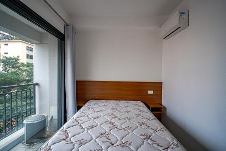 Studio para alugar com 26m², 1 quarto e sem vaga Studio para alugar com 26m², 1 quarto e sem vagaSala/Quarto