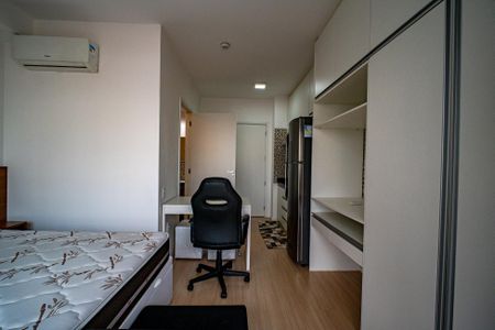 Sala/Quarto de kitnet/studio para alugar com 1 quarto, 26m² em Butantã, São Paulo