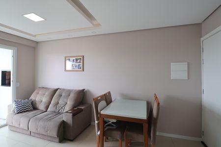 Sala de apartamento à venda com 2 quartos, 60m² em Niterói, Canoas