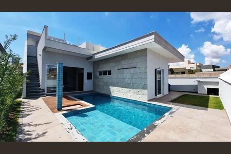 Casa à venda com 280m², 4 quartos e 4 vagasÁrea externa