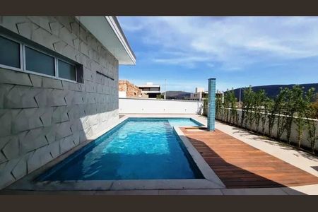 Casa à venda com 280m², 4 quartos e 4 vagasÁrea externa