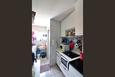 Apartamento à venda com 76m², 3 quartos e sem vagaCozinha e Área de Serviço