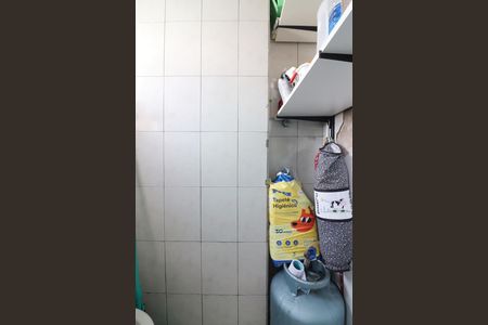Apartamento à venda com 76m², 3 quartos e sem vagaBanheiro de serviço