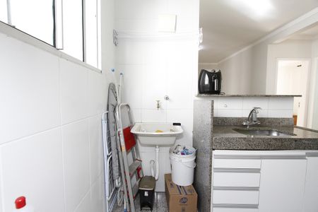 Apartamento para alugar com 45m², 2 quartos e 1 vagaÁrea de Serviço