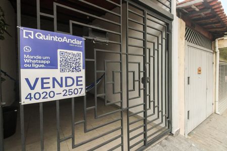 Casa à venda com 84m², 2 quartos e 1 vaga Casa à venda com 84m², 2 quartos e 1 vagaFachada - Placa Código WYNY-1032
