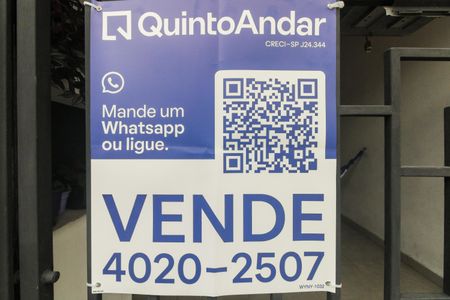 Casa à venda com 84m², 2 quartos e 1 vaga Casa à venda com 84m², 2 quartos e 1 vagaFachada - Placa Código WYNY-1032