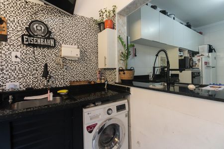 Casa à venda com 84m², 2 quartos e 1 vaga Casa à venda com 84m², 2 quartos e 1 vagaÁrea de Serviço