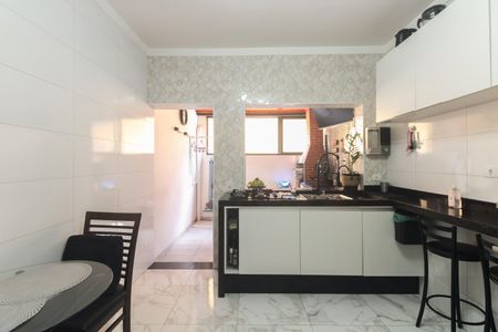 Casa à venda com 84m², 2 quartos e 1 vaga Casa à venda com 84m², 2 quartos e 1 vagaCozinha