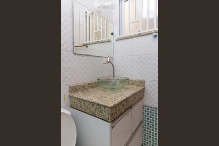 Casa à venda com 125m², 3 quartos e 2 vagasBanheiro da Suíte 2