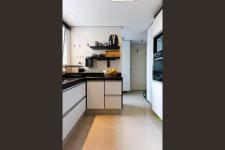 Apartamento à venda com 78m², 2 quartos e 2 vagas Apartamento à venda com 78m², 2 quartos e 2 vagascozinha