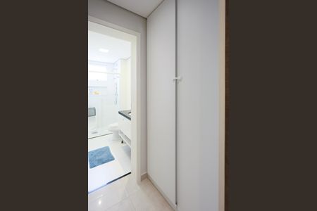 Apartamento à venda com 78m², 2 quartos e 2 vagas Apartamento à venda com 78m², 2 quartos e 2 vagasBanheiro