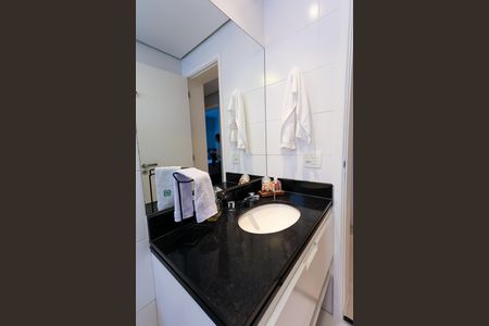 Apartamento à venda com 78m², 2 quartos e 2 vagas Apartamento à venda com 78m², 2 quartos e 2 vagasBanheiro