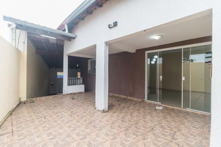 Casa para alugar com 90m², 2 quartos e 1 vagaQuintal