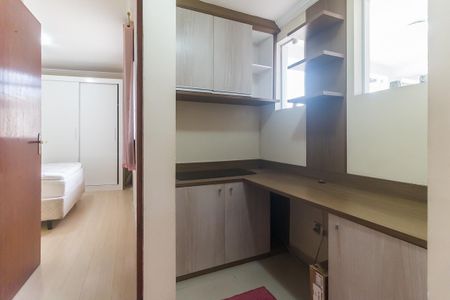 Casa para alugar com 90m², 2 quartos e 1 vagaEscritório