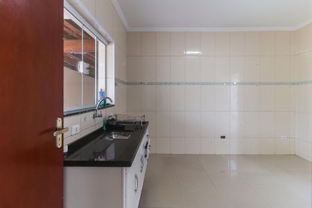 Casa para alugar com 90m², 2 quartos e 1 vagaCozinha