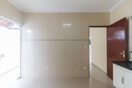 Casa para alugar com 90m², 2 quartos e 1 vagaCozinha