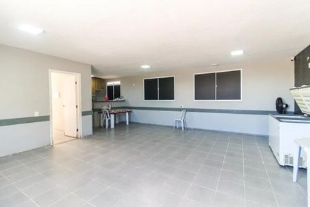 Apartamento para alugar com 46m², 2 quartos e 1 vaga Apartamento para alugar com 46m², 2 quartos e 1 vagaÁrea comum - Salão de Festas