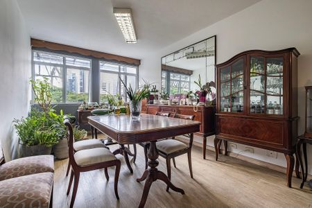 Apartamento à venda com 108m², 3 quartos e 1 vaga Apartamento à venda com 108m², 3 quartos e 1 vagaSala