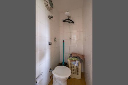 Apartamento à venda com 108m², 3 quartos e 1 vaga Apartamento à venda com 108m², 3 quartos e 1 vagaBanheiro de serviço