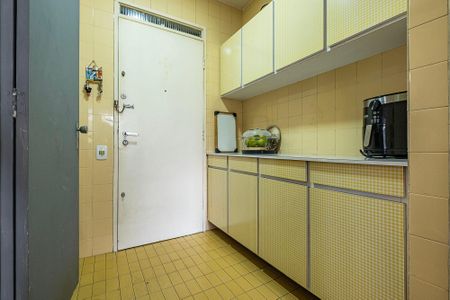 Apartamento à venda com 108m², 3 quartos e 1 vaga Apartamento à venda com 108m², 3 quartos e 1 vagaCozinha